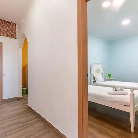 Alfama 2nd Floor Amazing River View Appartement *